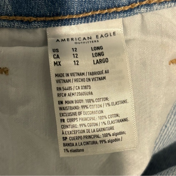 American Eagle Mom Jean - Picture 7 of 8